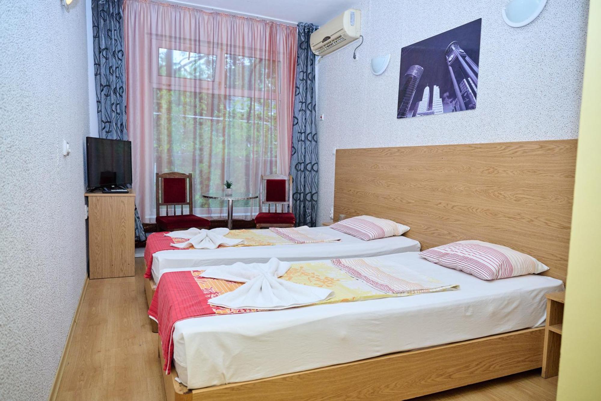 Neon Guest Rooms Шумен Экстерьер фото